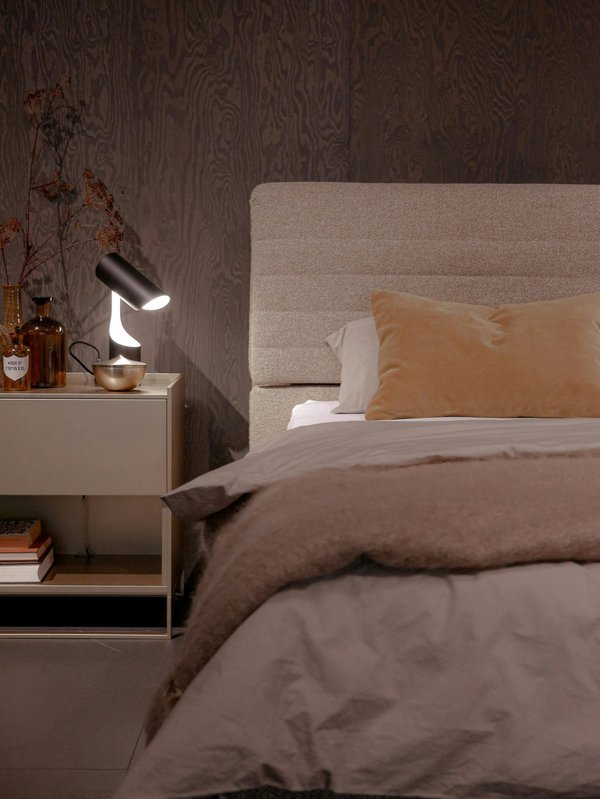 Découvrez la lampe led de chevet parfaite pour votre chambre